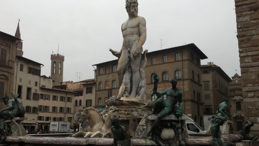 Piazza della Signoria – Fountain of Neptune, Florence - 16 Truly Beautiful Sights Only Found in Italy