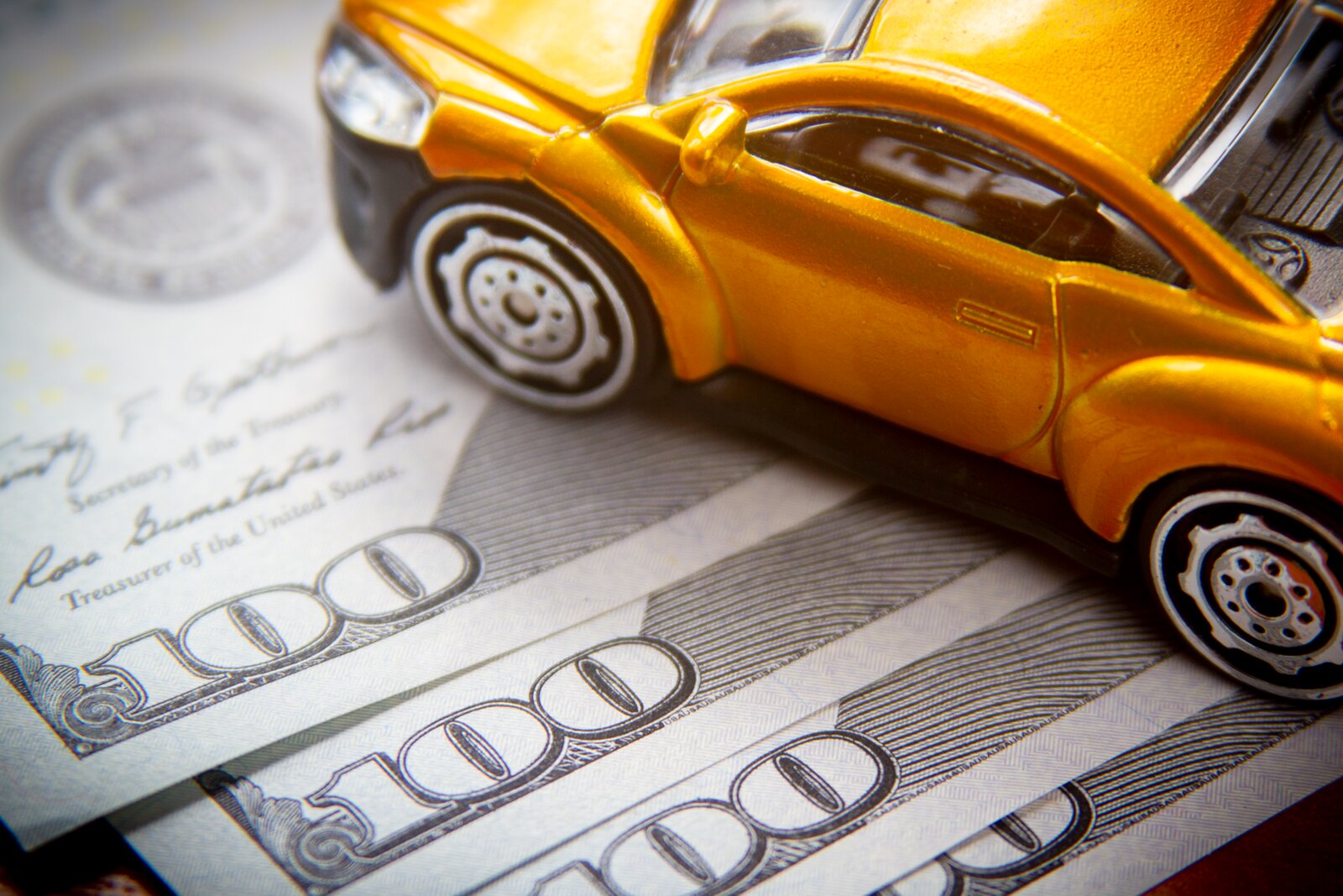 9 Ways To Lower Your Auto Insurance Costs - Sizzlepixs.com